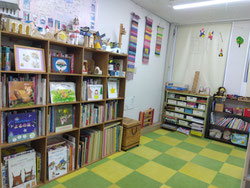 ホーム - グリコのおもちゃデザイナー・洋画家 宮本順三記念館・豆玩舎