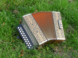 Diatonic accordion