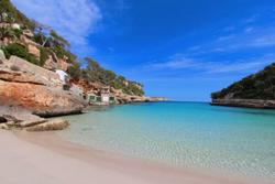 Cala Llombards ist eine der schönsten Buchten auf Mallorca