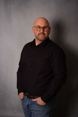 Nikolas Thomas | Sachverständiger für das Dachdeckerhandwerk