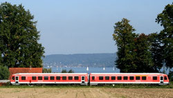 Tren en Riederau en el lago Ammer