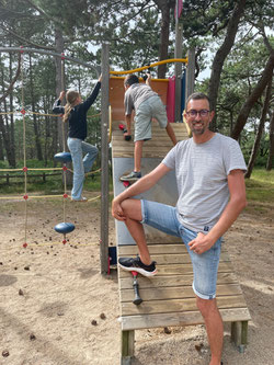 Bürgermeisterkandidat Frank Schmidt will sich weiter für die Aufwertung der Spielplätze in Riegelsberg und Walpershofen einsetzen.