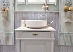 Vintage Waschtische - funktionstüchtig aufgearbeitet - Land & Liebe