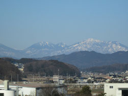 1月18日朝、栃木県、那須の連山を眺めて…