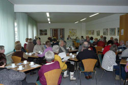 Blick in den Versammlungsraum
