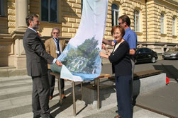 Rising the DRC flag at annual conference in Maribor