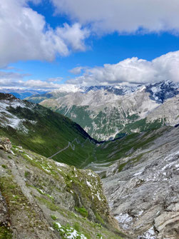auf dem Stilfser Joch, Blick Richtung Prad