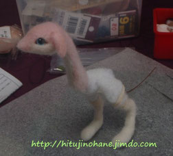 羊毛フェルト 桜ドラゴン 作成過程