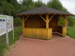Rastplatz "Lehmkuhle" am Ortsausgang Richtung Dassel