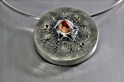 Anhänger in Silber 925 mit Matrix-Opal, Goldschmiede Backhaus, Halsschmuck, Einzelstück, Unikat, Markus Backhaus, Feueropal