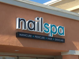 Retail Wall Signs in Los Angeles