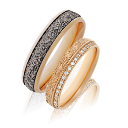 Schmale Trauringe mit Brillanten in Rotgold mit Stone Struktur aus der Ehering Kollektion Stone von der Goldschmiede OBSESSION in Zürich und Wetzikon
