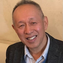 感泣亭 亭主　小山正見さん