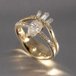 Verlobungsring, Goldschmiede Backhaus, Schmuck, Handarbeit, Unikat, Einzelstück, John-Michael Mendizza, Ring, moissanite,  Gelbgold 585, in 3d entworfen