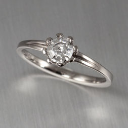 Damenring Moissanit, Diamanten mit Weißgold 585, John-Michael Mendizza, Goldschmiede Backhaus, Unikat, Sonderanfertigung