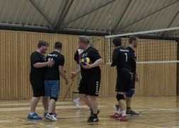 Die Zöschener Spieler konnten  diesmal nur selten Jubeln. (Foto: Julius Forner)