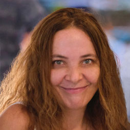 liane adam portait heldenseminare expertin holotrope atemreise atemreisen heldenreise coaching integrative gestalttherapeutin koerpertherapeutin einzelbegleitung leipzig berlin 