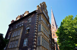 Elbphilharmonie Café am Mönckebergbrunnen
