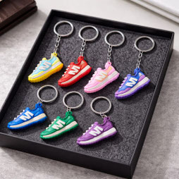 Schlüssel & Taschenanhänger (Mini Sneaker)