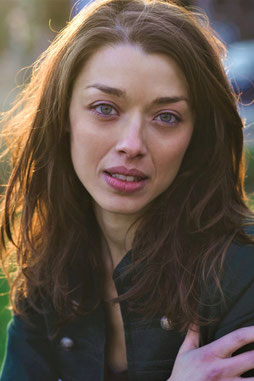 ELENA DE CAROLIS