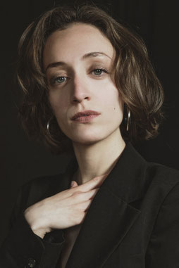 FLAVIA COMI