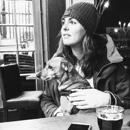 stadswandeling Leiden, op pad met je hond, wandelroute, plezier voor je huisdier, michelle stuij, stad&land