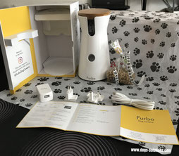 Le dog camera Furbo avec tous ses accessoires