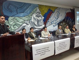 Mesa directiva de la rendición de cuentas que hizo en público la Delegación provincial del CNE en Manabí. Ecuador.