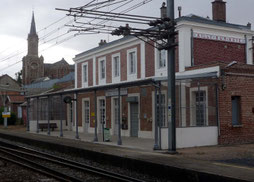 Les noisetiers chambres d'hôtes au coeur du Val de Noye : Gare SNCF la plus proche à Ailly sur Noye