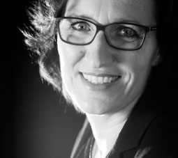 Anja Hoitz: Seminarleiterin, Coach und Gründerin von SESSELWECHSEL