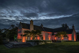 Glenmorangie House bei Nacht