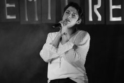 L'émotion et l'élégance dans l'interprétation d'une chanson
