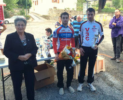 Podium scratch 1er groupe: manque le second(Danis)