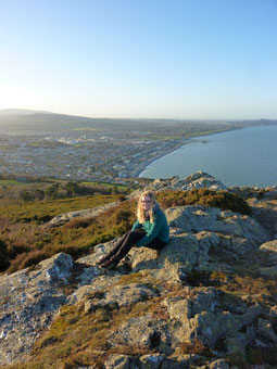 Blick von Bray Head auf die Stadt.