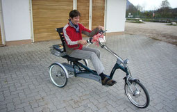 Therapiedreirad mit Elektromotor