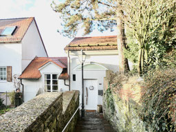 KRONBERG CHARMANTES WOHNEN IN MODERNEM ALTSTADTHAUS
