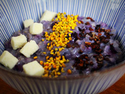 Einfach! Küche! FrühstücksPorridge in a bowl