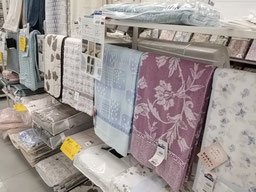 ふとんヤマハン　店内　半田　知多