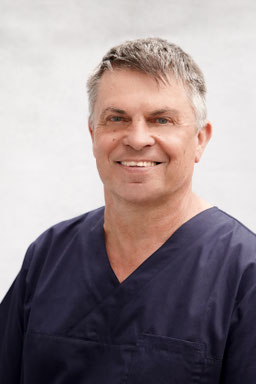 Zahnarzt für Implantologie, Endodontologie, Oralchirurgie, Kieferorthopädie, Prothetik, Parodontologie Hofheim Unterfranken