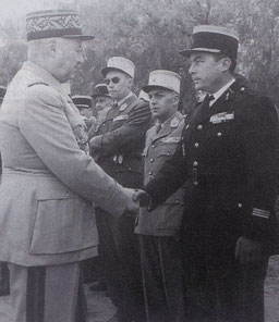 Commandant MASSIET DU BIEST alors général aprés la guerre.