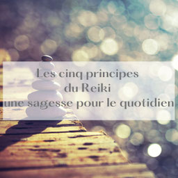 5 pierres en superposition pour les 5 principes du Reiki