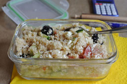 Couscous-Salat to go: griechisch