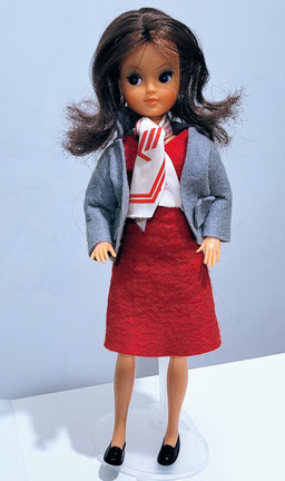 Gauntlet Fleur dressed in Martinair Sindy outfit.