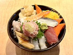 回転寿司ぎょしん、季節の魚丼/海鮮丼