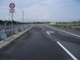 三重県運転免許センター障害物