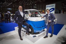... das war die Präsentation 2016 für den Microlino auf dem Genfer Autosalon - das Kleinfahrzeug für den urbanen Raum war "geboren" :-)
