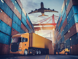 Logistik LKW Transport AuC_Fashion