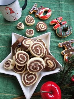 Schwarz-Weiß-Gebäck Weihnachtsplätzchen