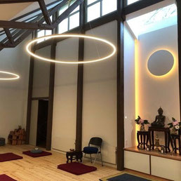Vipassana, Retreat, Haus der Stille, Roseburg, Schweigeseminar, Meditation, Buddhismus, Metta, Meditationsanleitungen, Sieben Faktoren, Erwachen, Achtsamkeit, shamata, Gleichmut