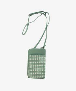 PICONE（ピッコーネ）4-IS31GRN,　ポシェット　表地：合成皮革　裏地：ポリエステル　￥12,980（税込）